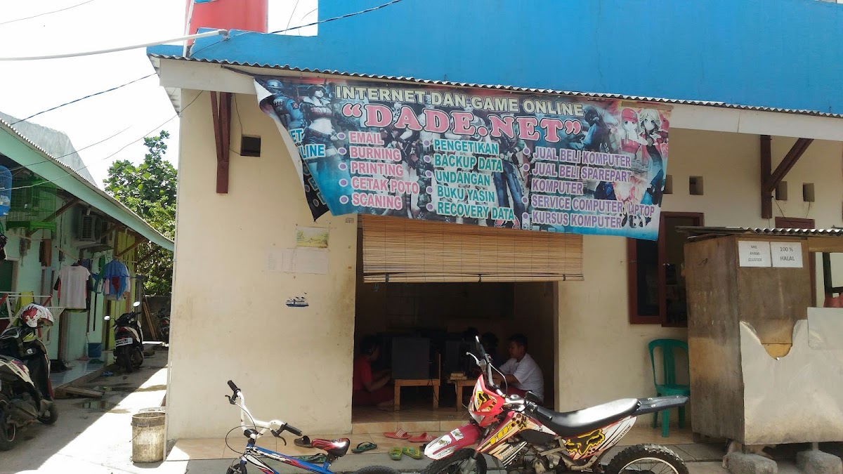 Dade.net (Warnet dan Cafe)