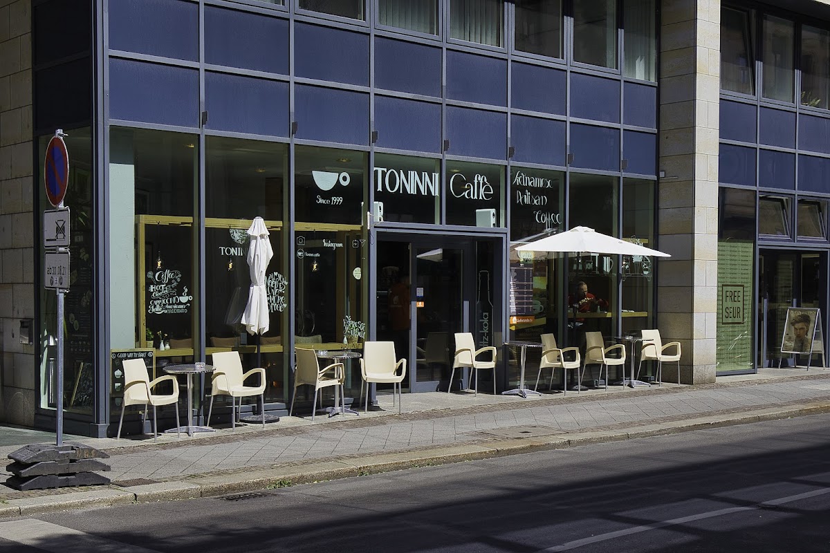 Toninni Caffe