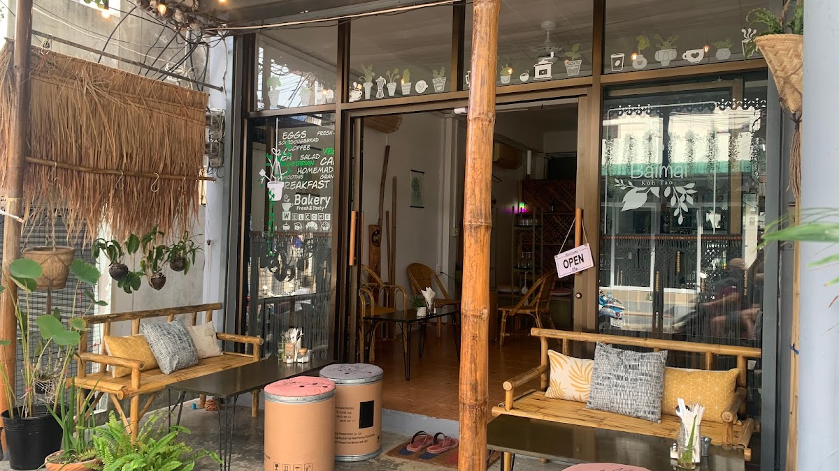 Baimai Cafe Koh Tao