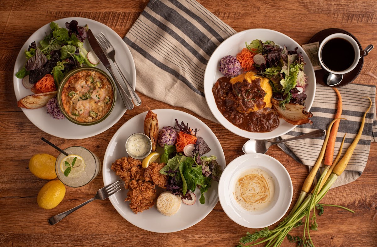 Mother Moon Cafe Kobe International House - 3