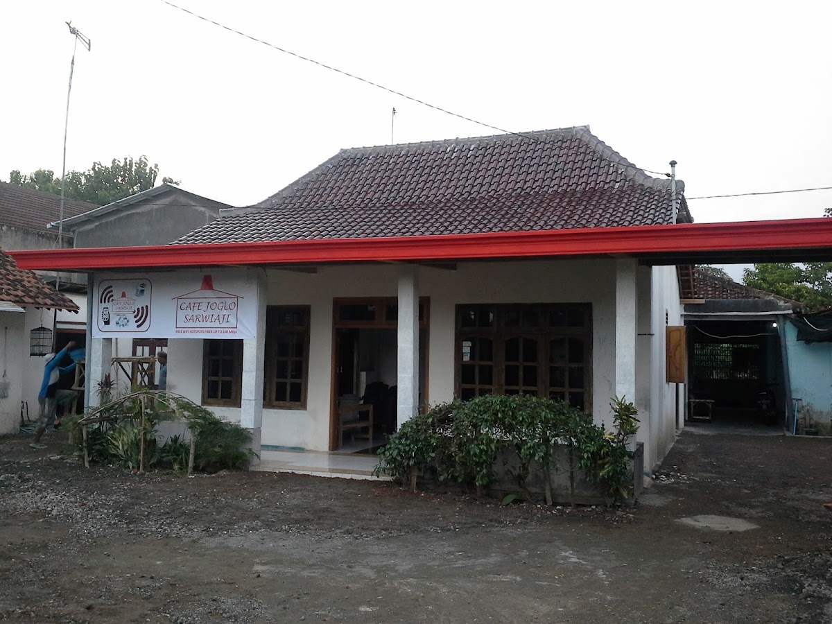 Cafe Joglo Sarwiaji