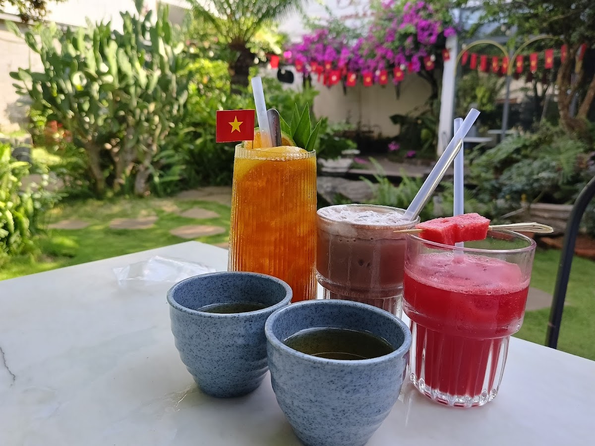 Chii Garden Café and Bistro