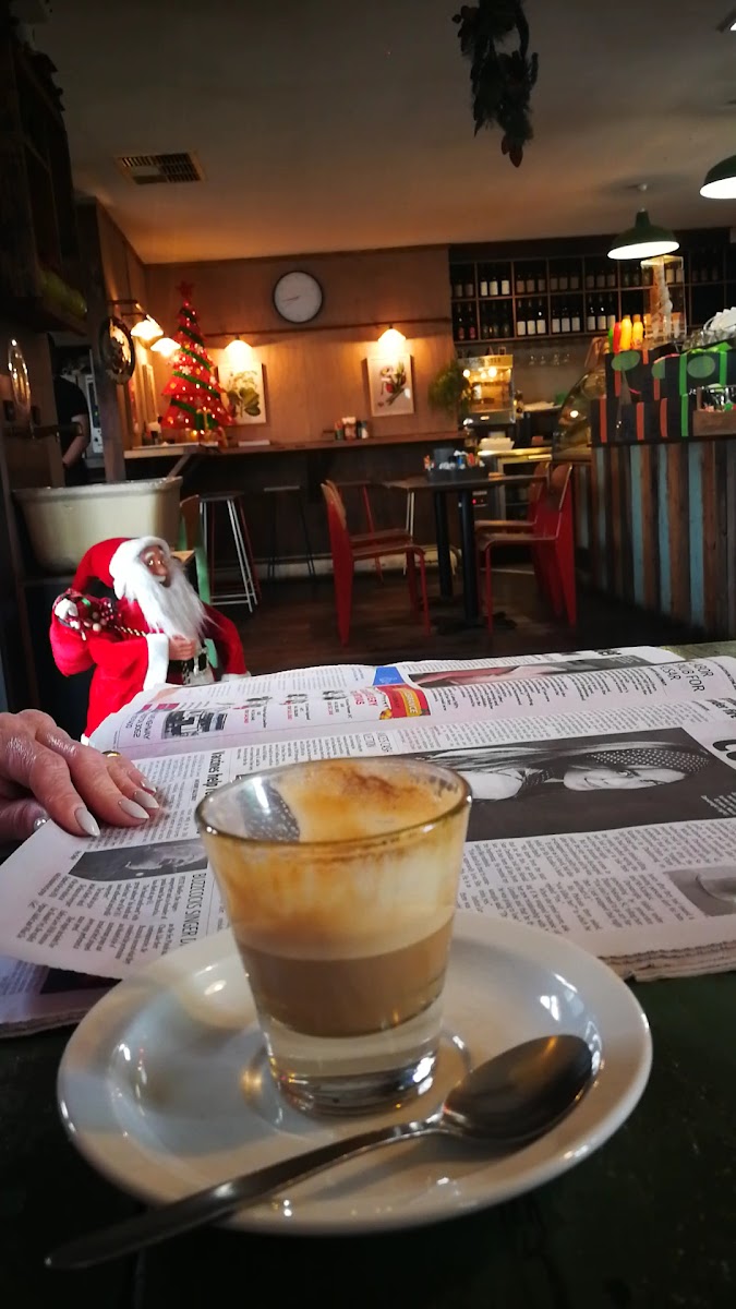 Apple Espresso Cafe - 2