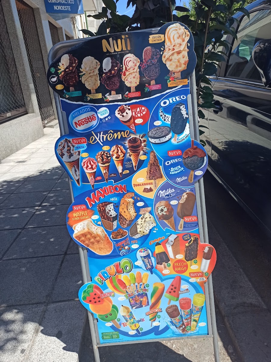 Cafetería Los Espejos - 1