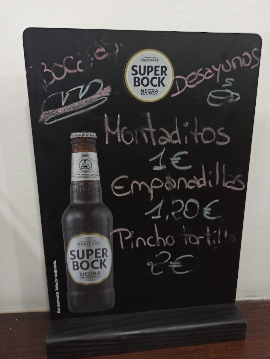 Cafetería Los Espejos - 2