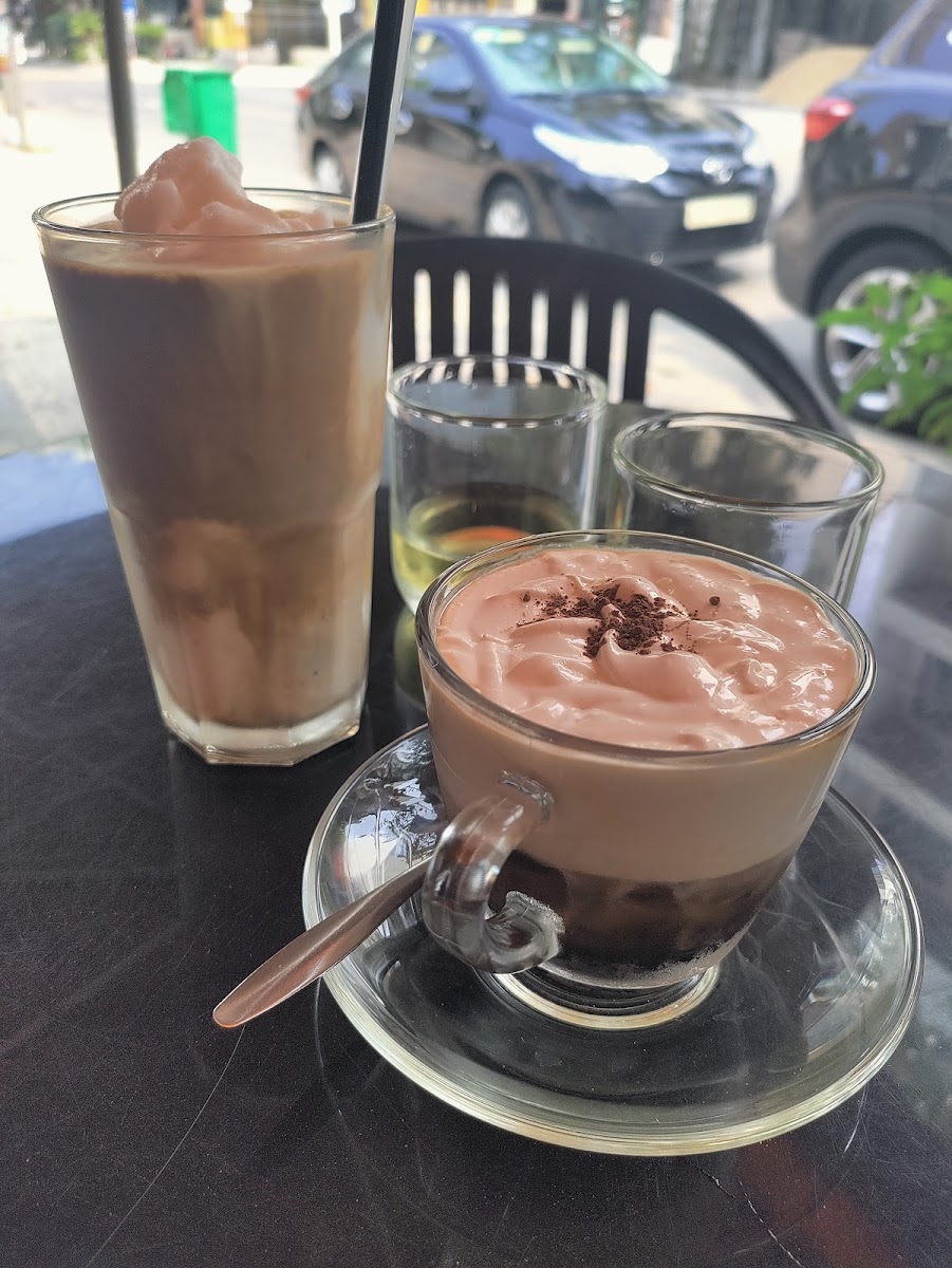 Lavender Coffee & Bar - 6