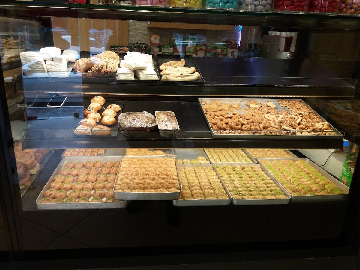 Koza Pasta Cafe & Rastaurant - 6