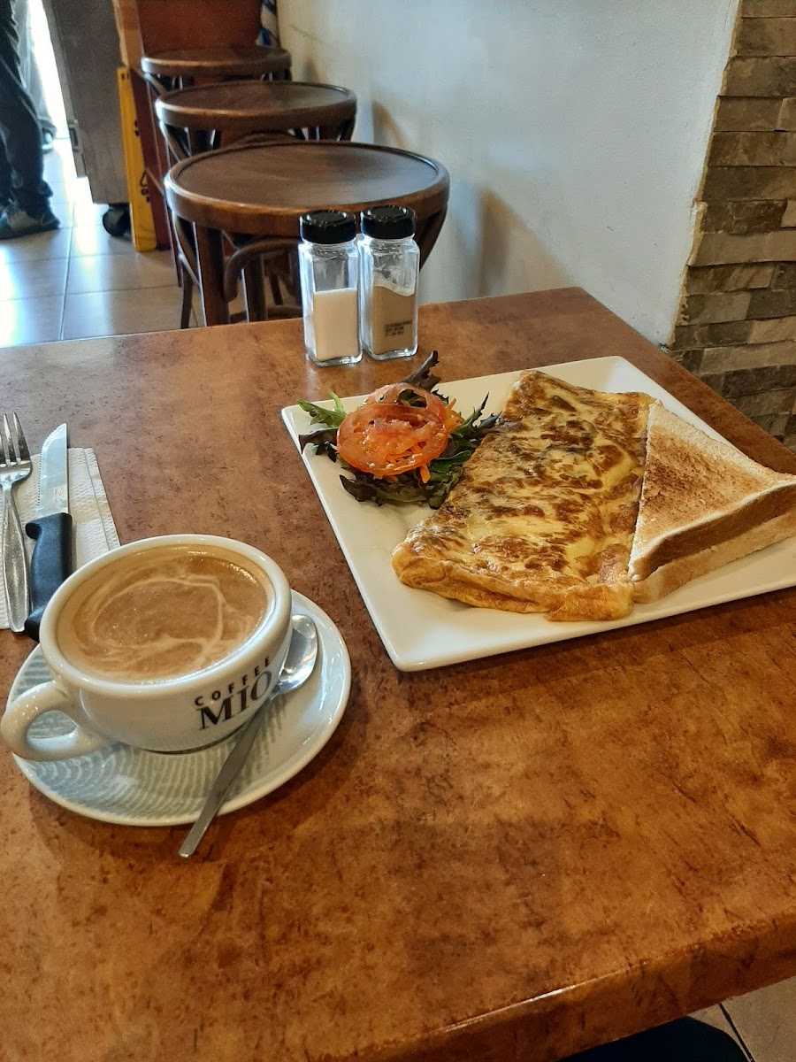 Cafe On Railway Lidcombe - 8