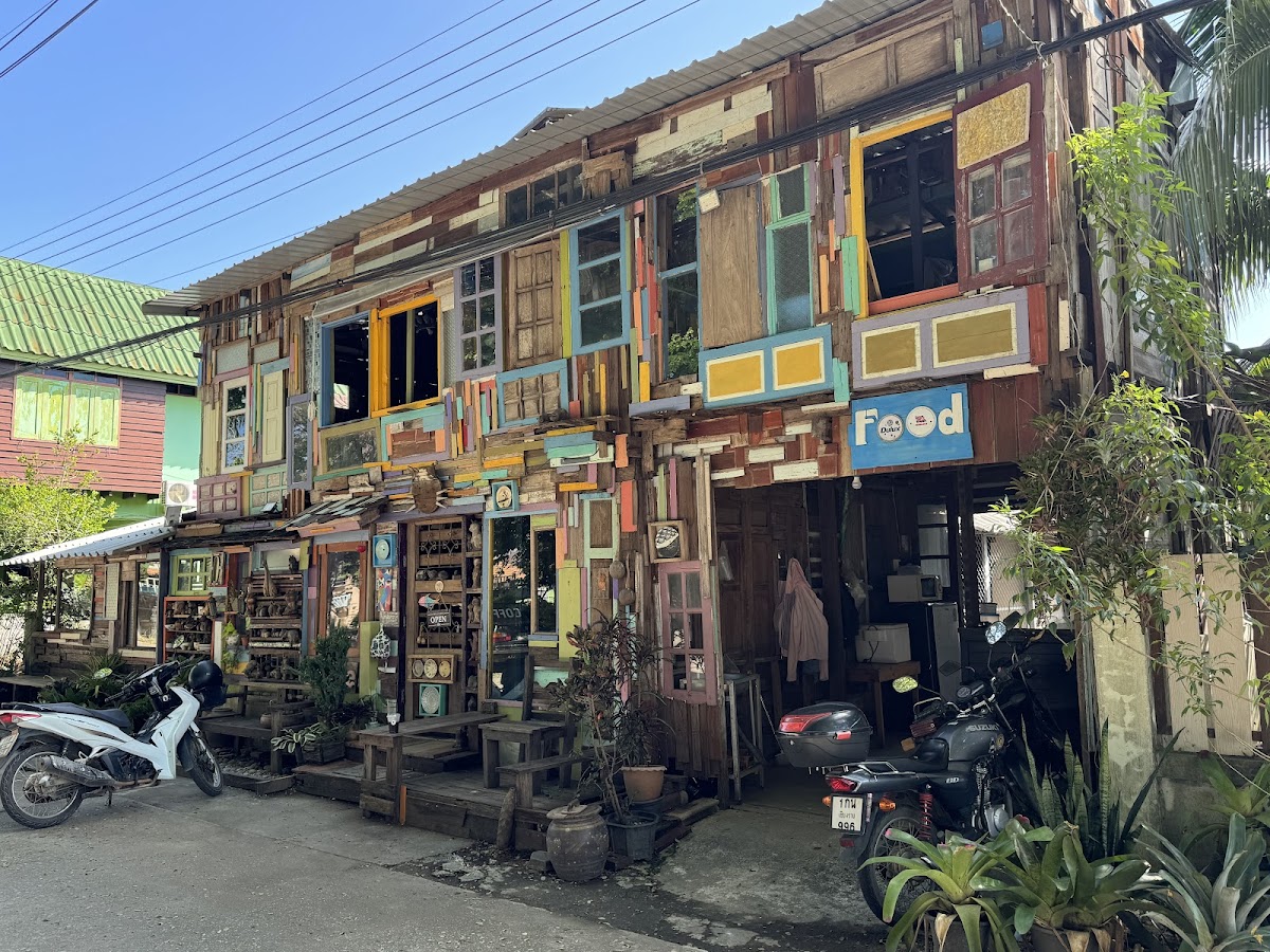 Craftsman Cafe & Spaces - 4