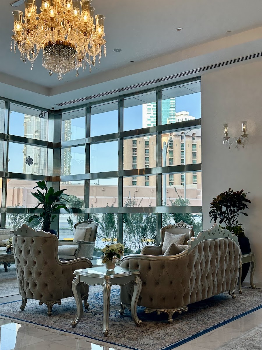 Le Cafe Lobby Lounge