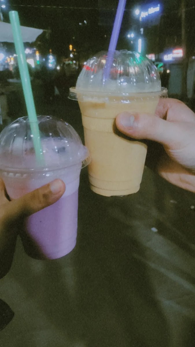 The Brew Berry Cafe - 7