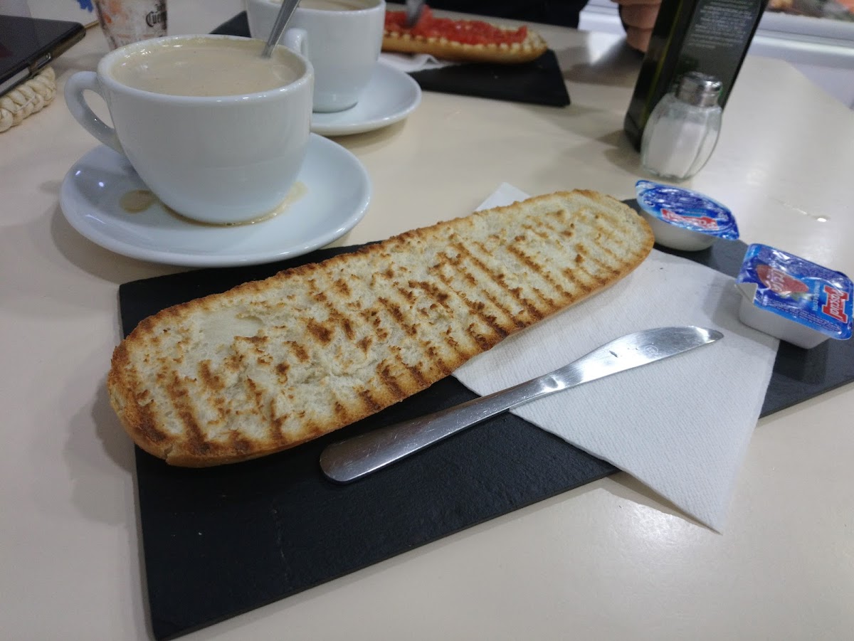 Café 40 Croissanteria Cafeteria