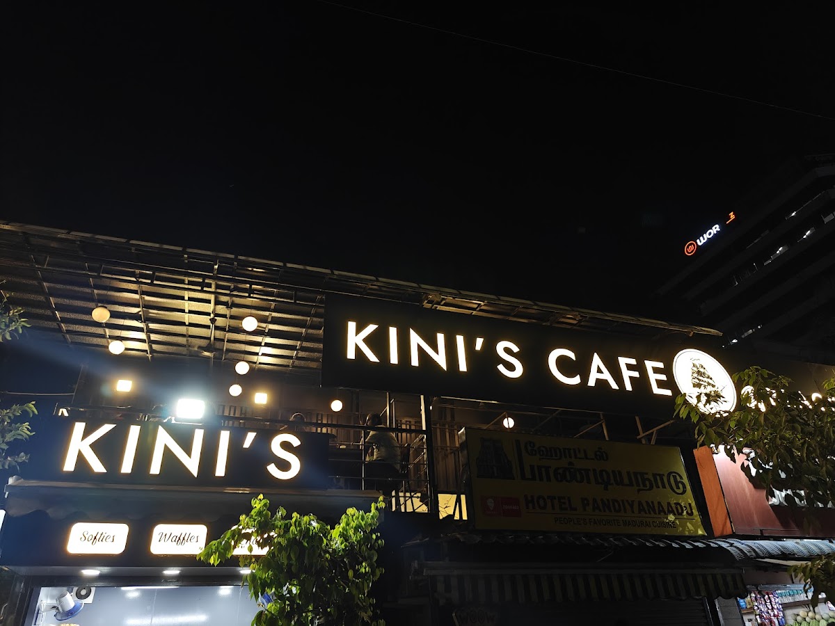KINI'S CAFE