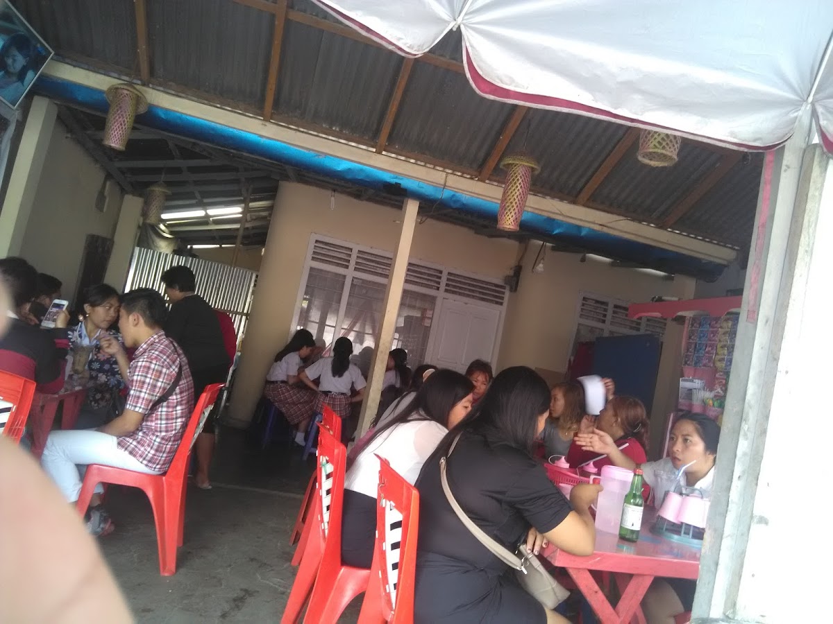 Kuburan Kafe Langowan - 2