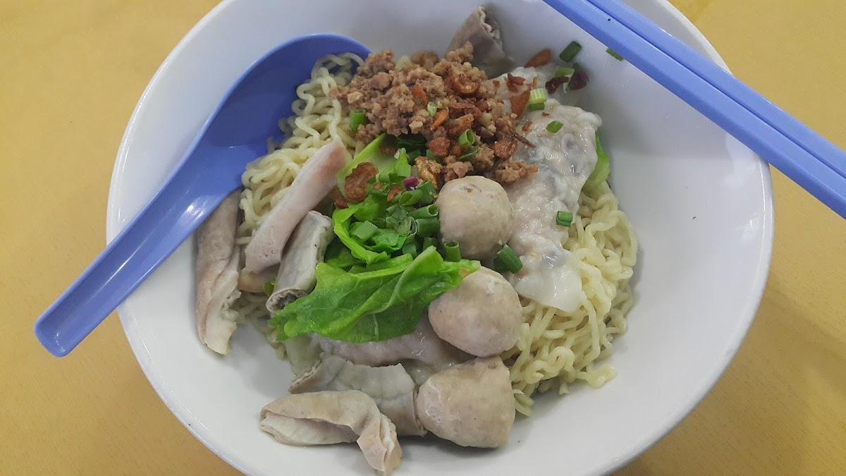 Six Fortunate Cafe - 8