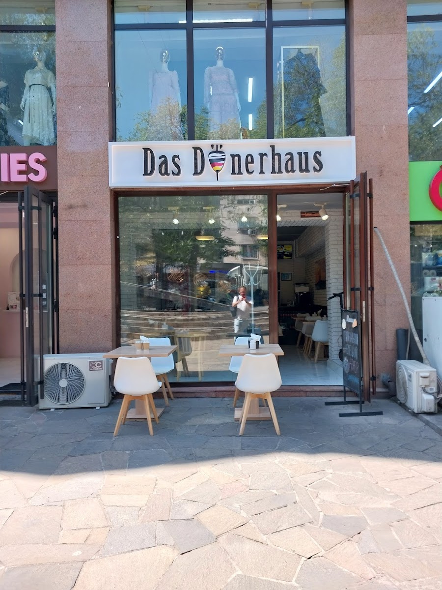 DAS DÖNERHAUS