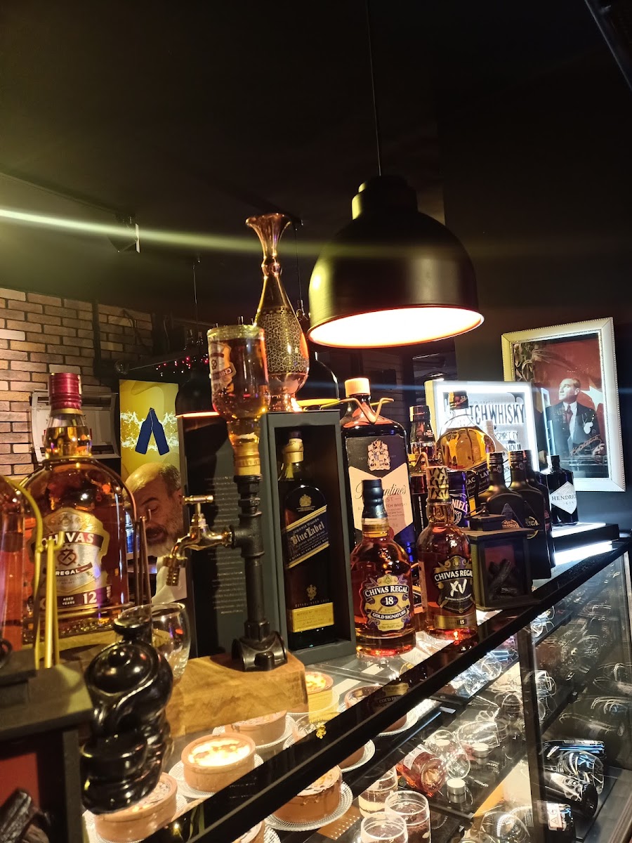 Enjoy Me Cafe Bistro Pub - 3