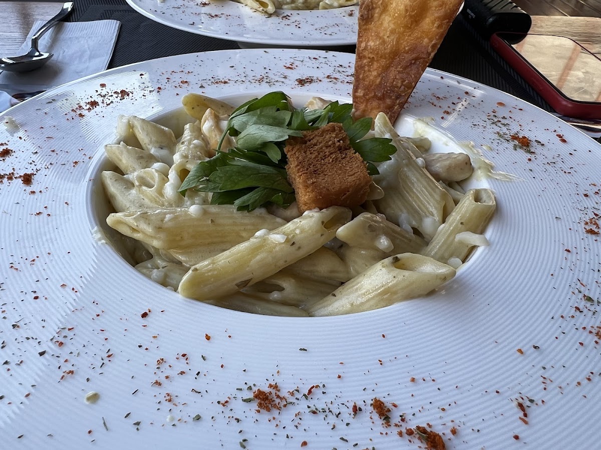 Enjoy Me Cafe Bistro Pub - 4