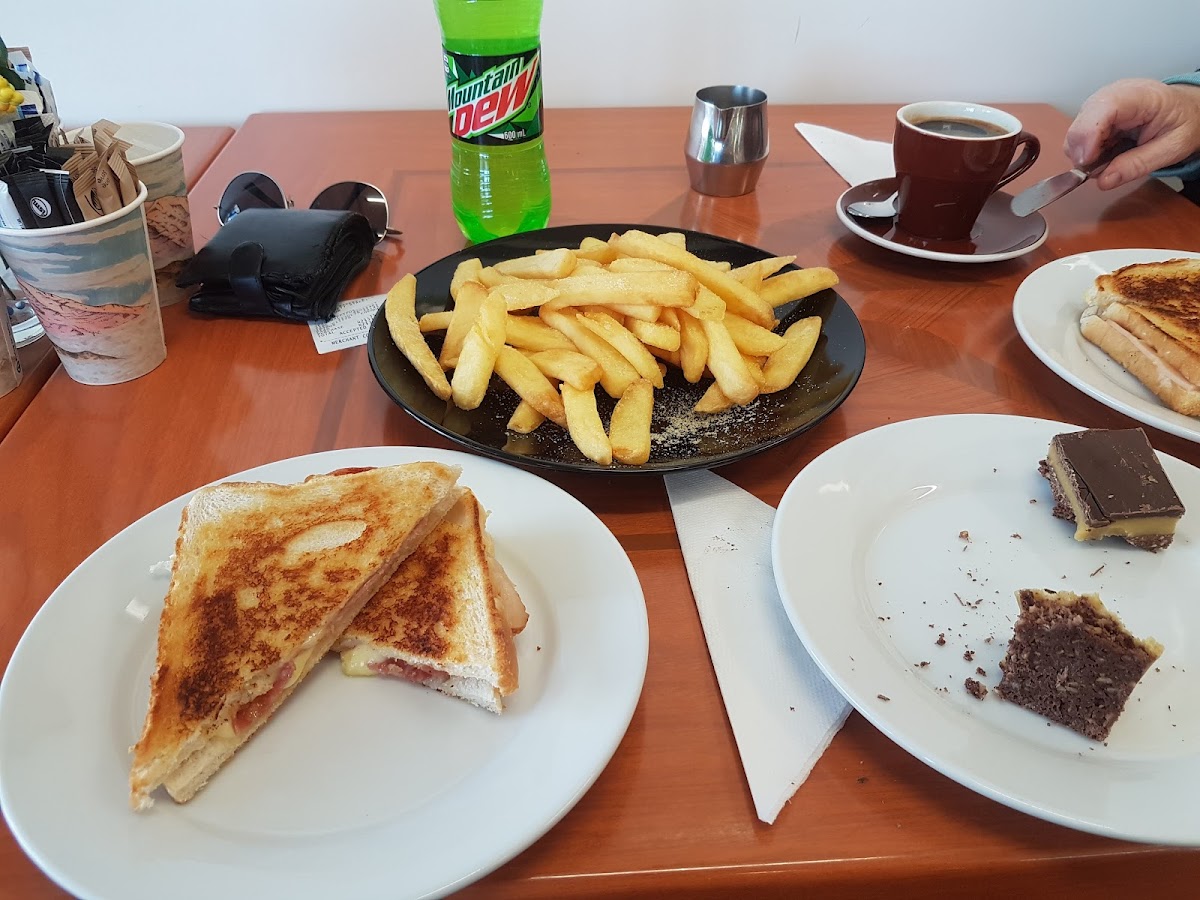 Mr Man's Bakery and Cafe - 7