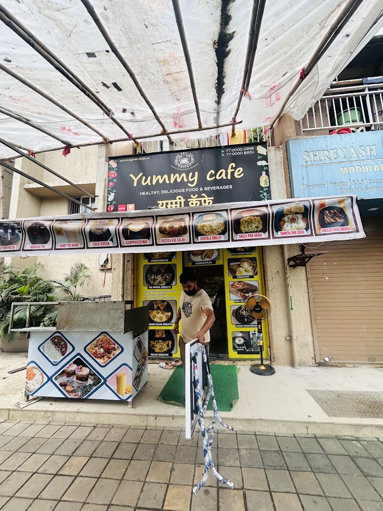 Yummy Café | Best Egg & Parsi Food Café in Mira Road