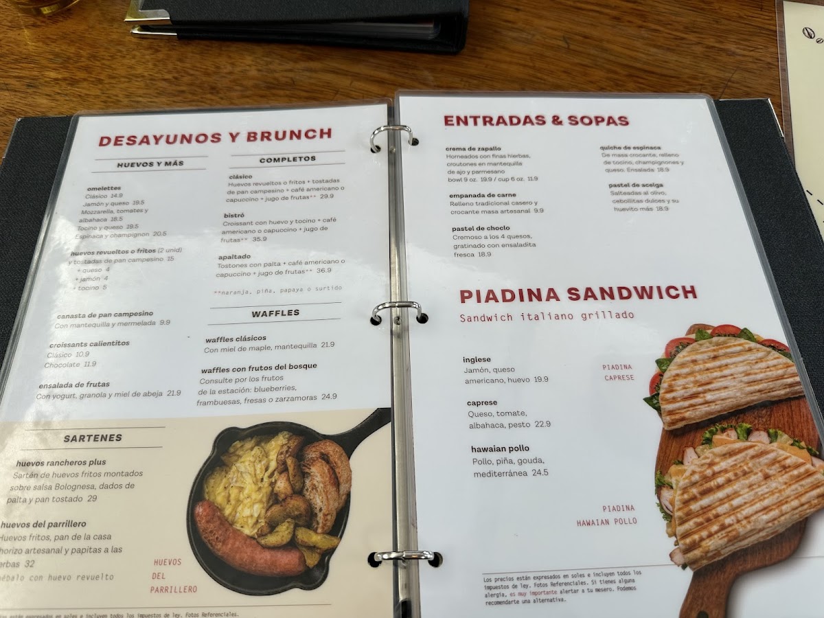 Lucio Caffé Larcomar - 8