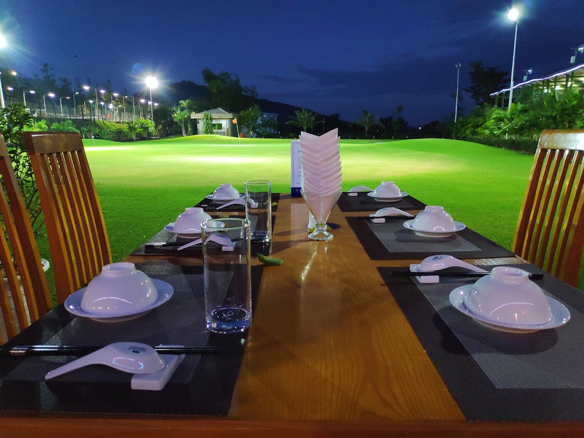 Sport center - Anh Phat Hotel 3