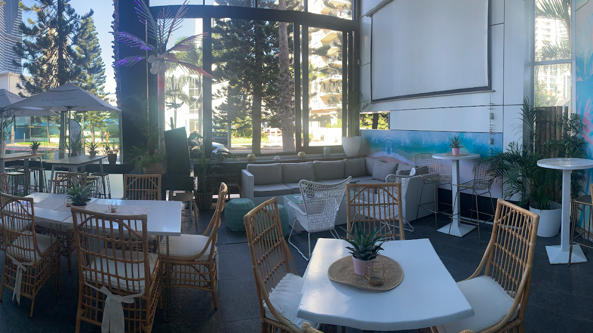 Ohana's Cafe and Bar