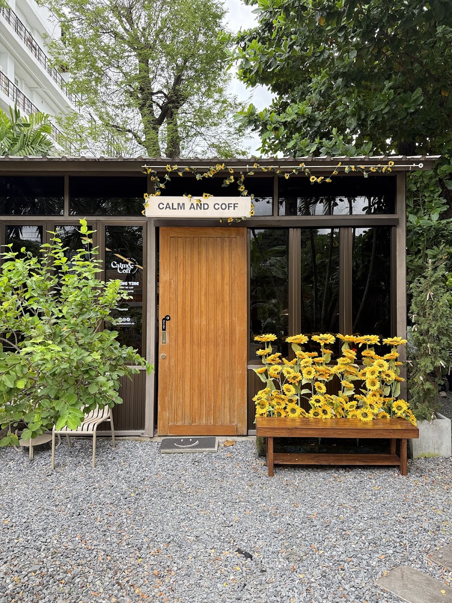 calmandcoff cafe - 8