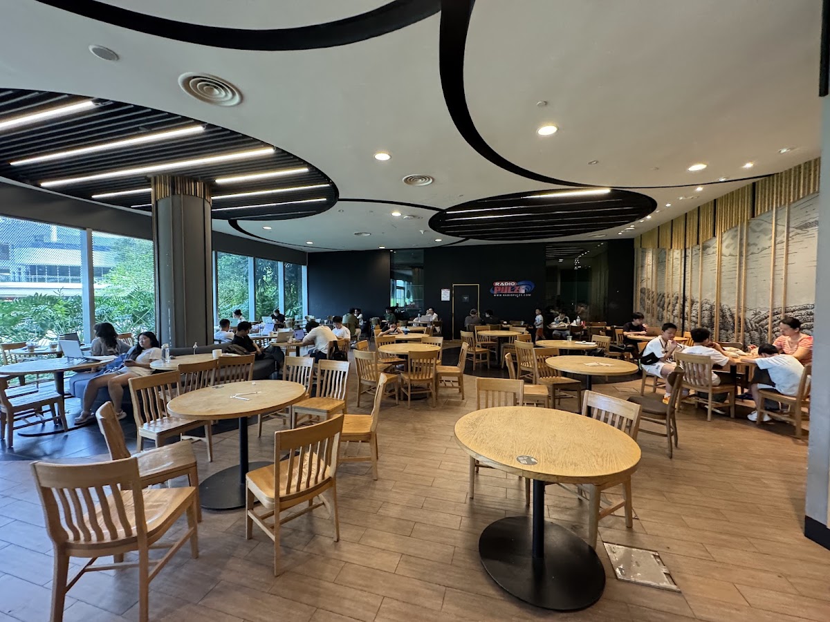 Starbucks NUS University Town