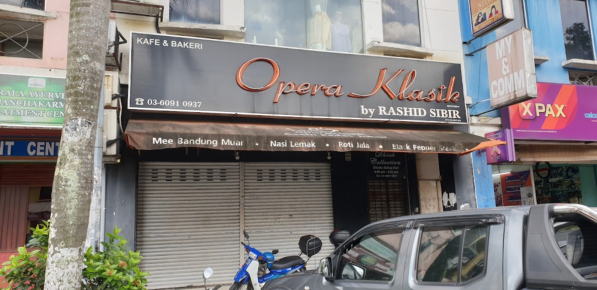 Opera Klasik Kafe & Bakeri
