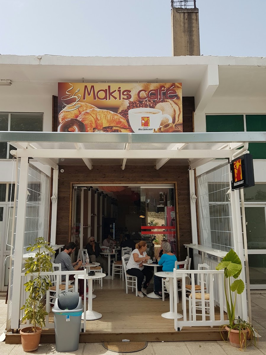 Makis Café