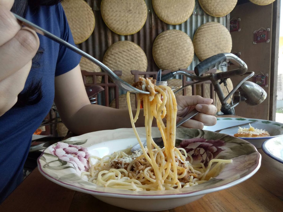 Amrina Café, Boutique and Gallery - 9