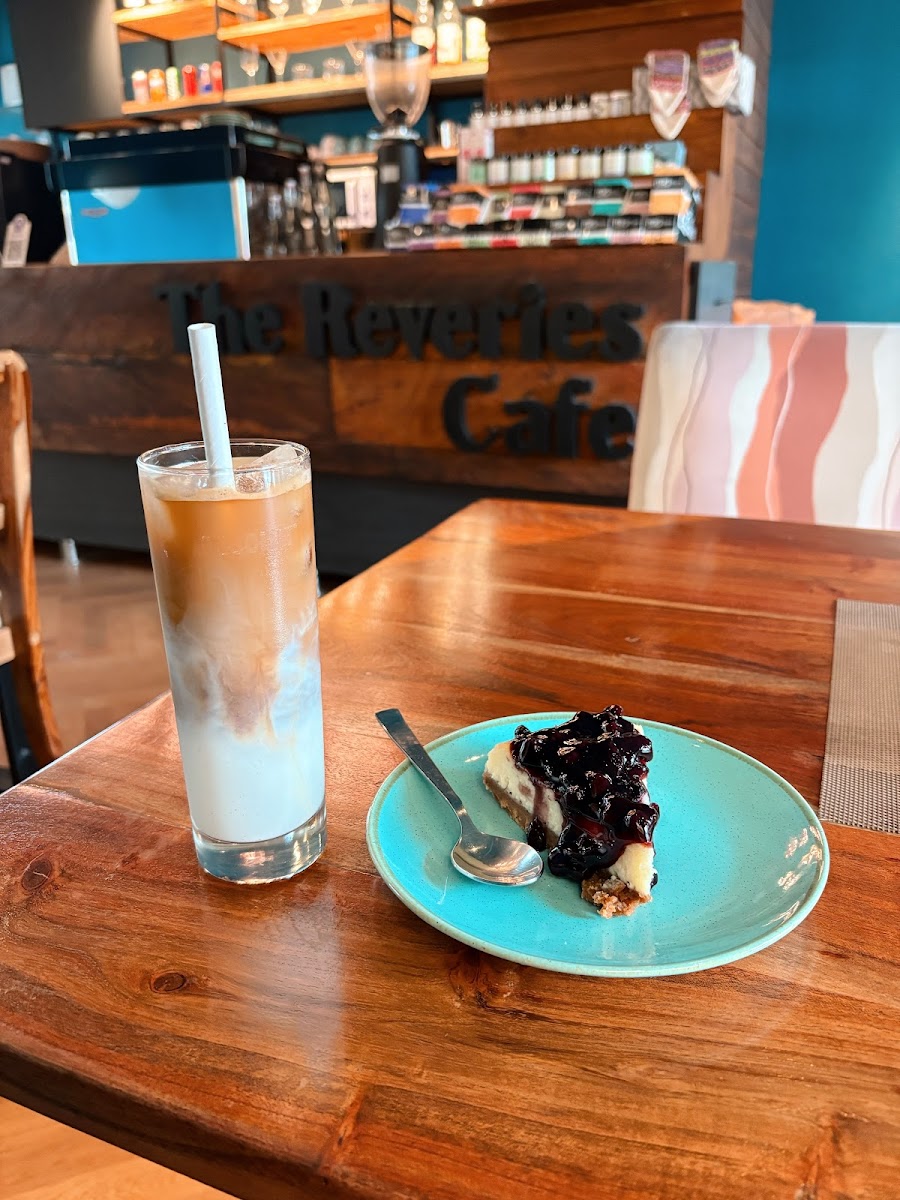 The Reveries Cafe - 4