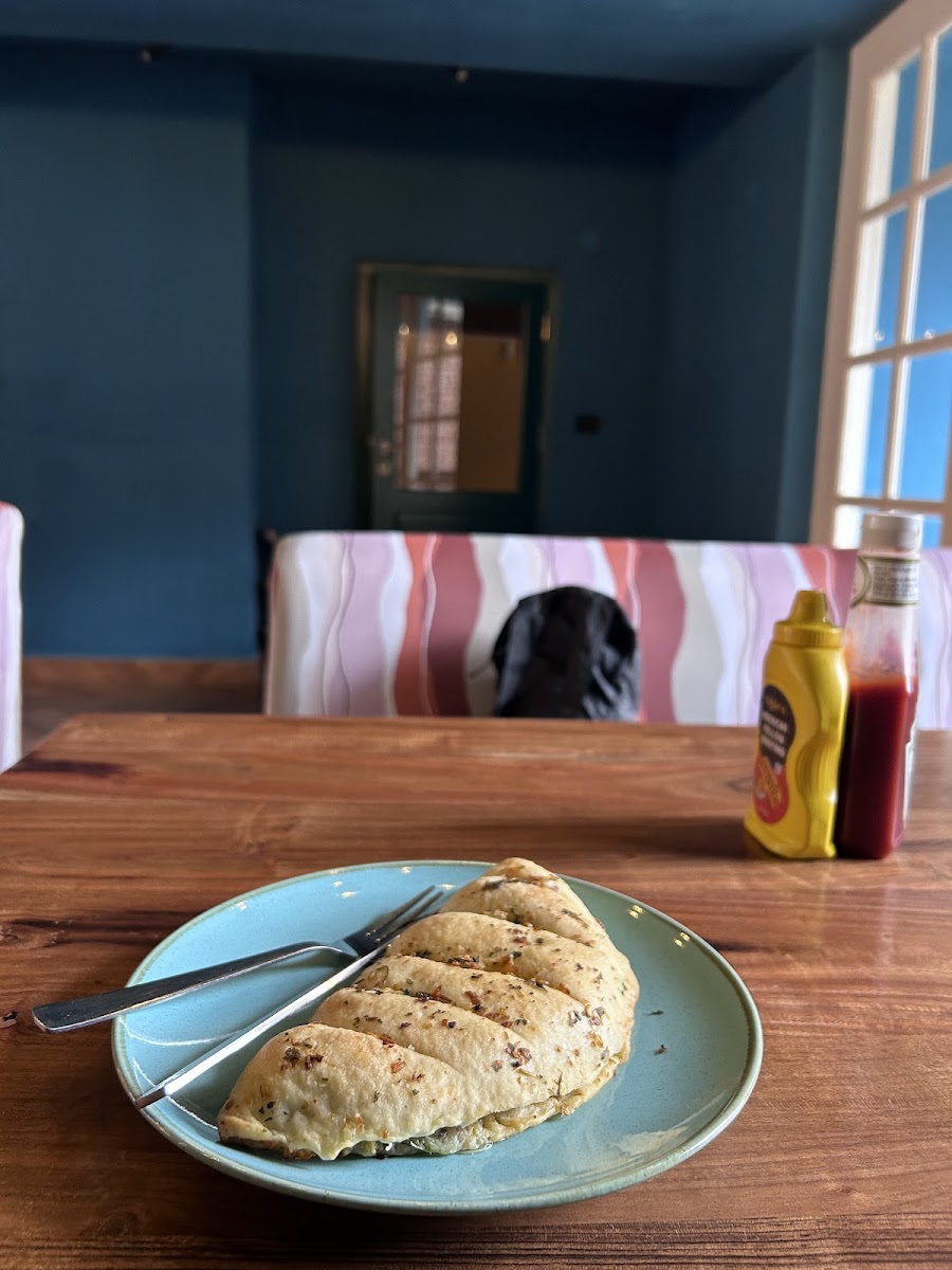 The Reveries Cafe - 6