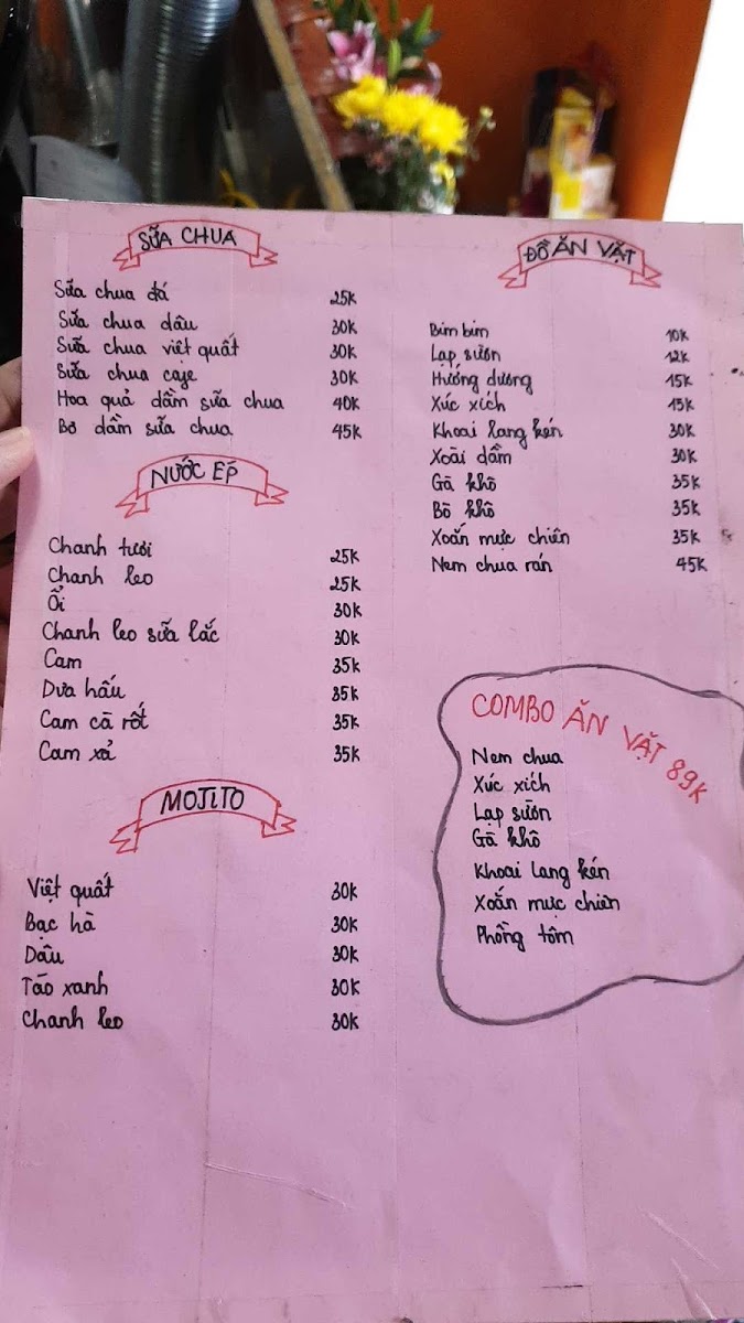 Moon Cafe - 51 Hoàng Văn Thụ - 2