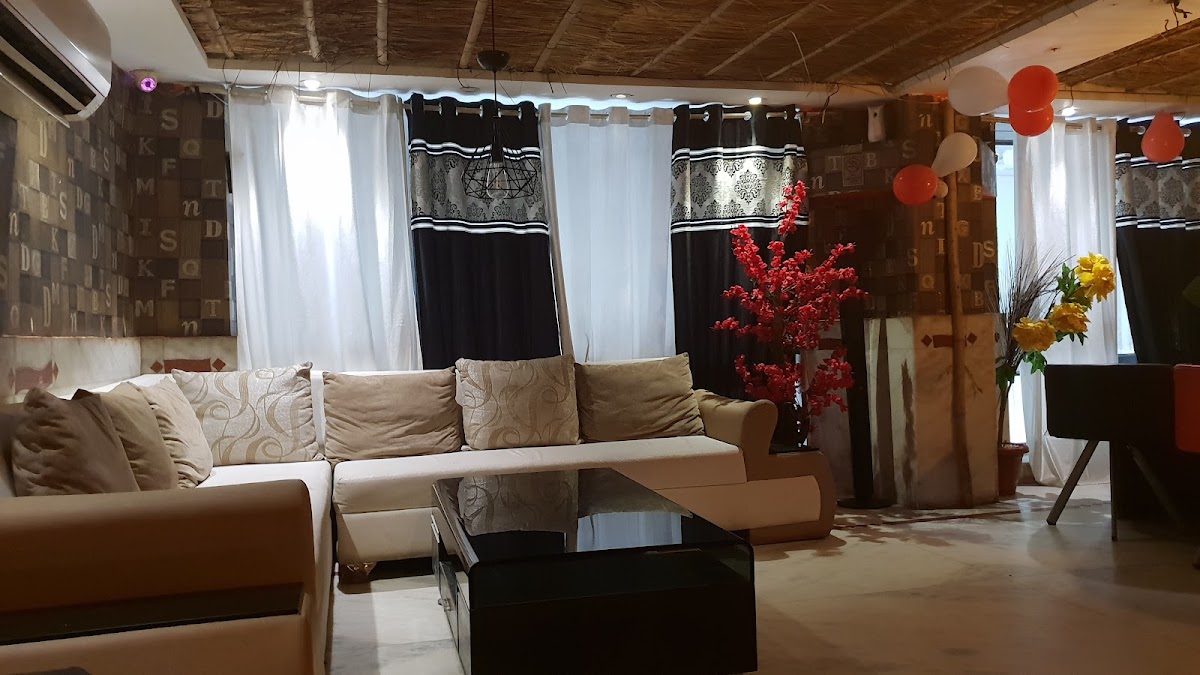 Xhale Cafe & Sheesha Lounge - 4