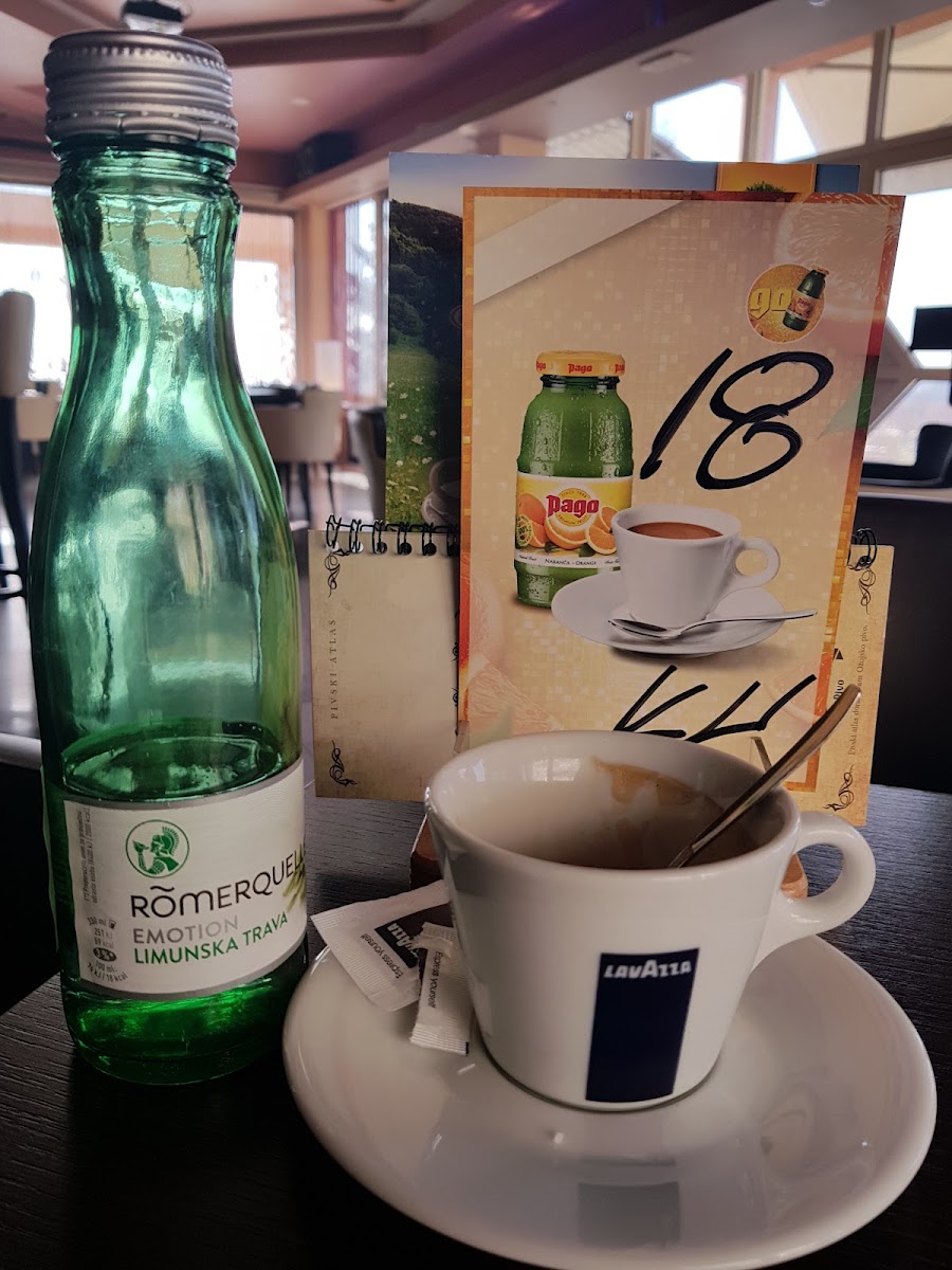 GARDEN bar caffe - 7