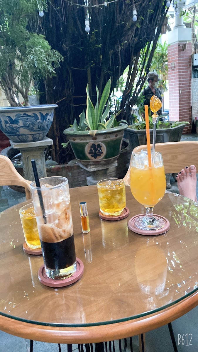 Cà Phê Địa Đàng - 2