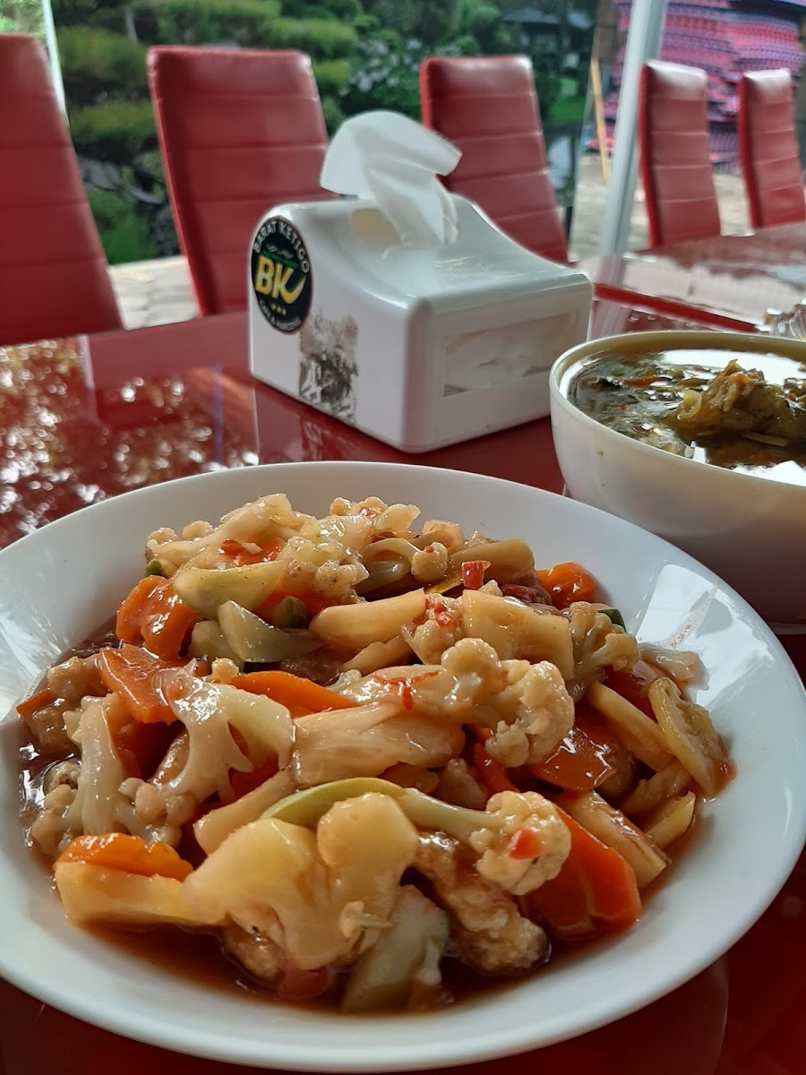 BK Cafe & Waroeng - 5