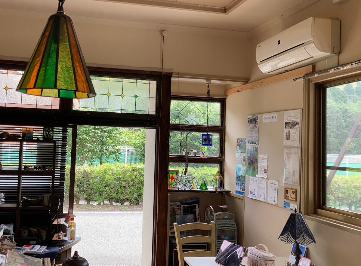 Iru-Cafe &Stainedglass Atelier GITA