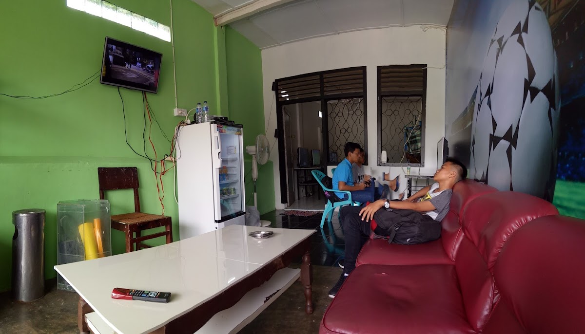 Game Cafe Gesloc - 2