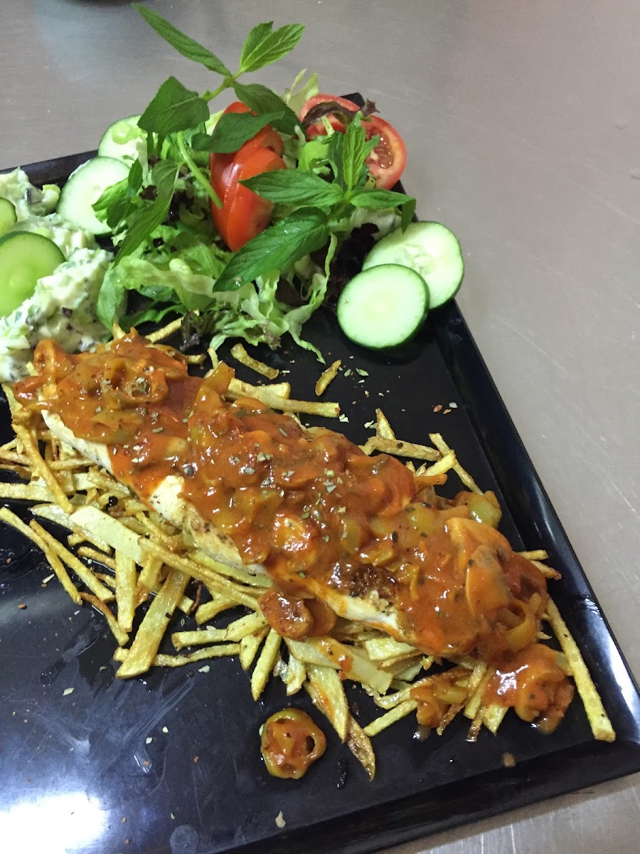 Munch Cafe Restaurant - 7