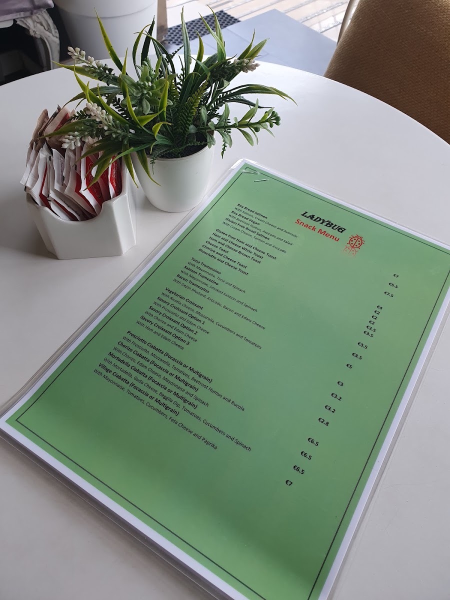 Ladybug café Msida - 8