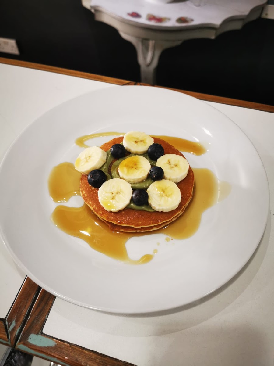 Ladybug café Msida - 4