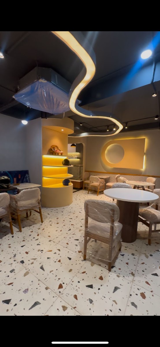 Virashat Cafe & Bakery Janpath