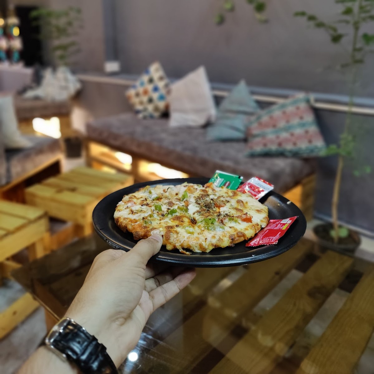 Dark Vibes Cafe - 10