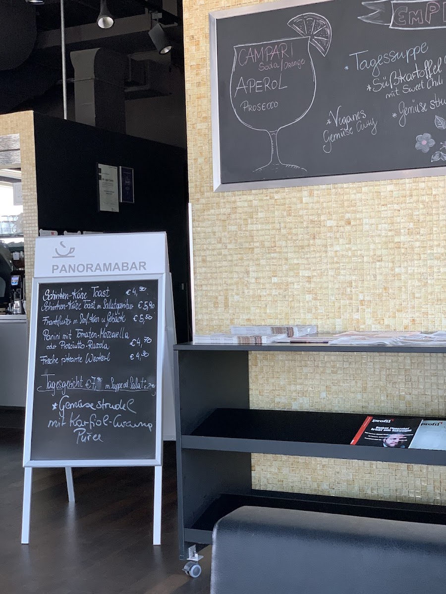 KOWALSKI café & bistro I panoramabar / Neue Mitte Lehen - 3