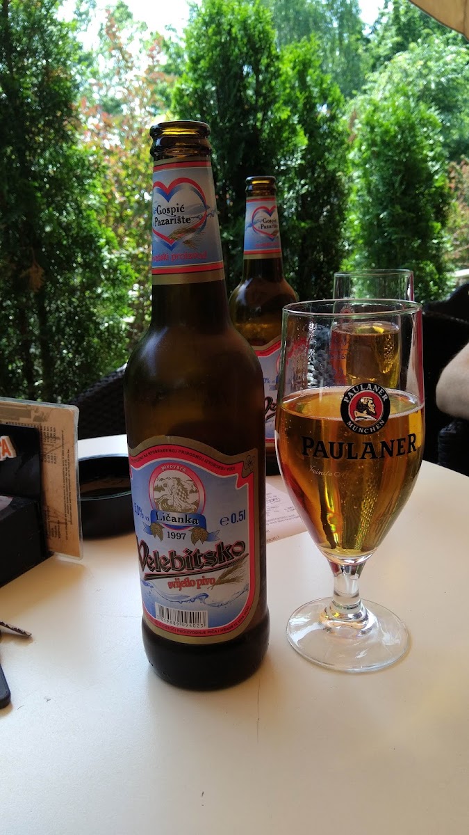 Escape Caffe Bar - 7