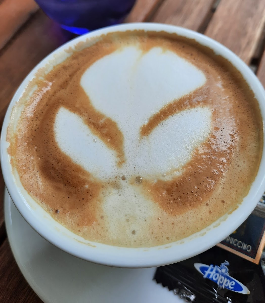 Denny's Cafe & Wein - 7