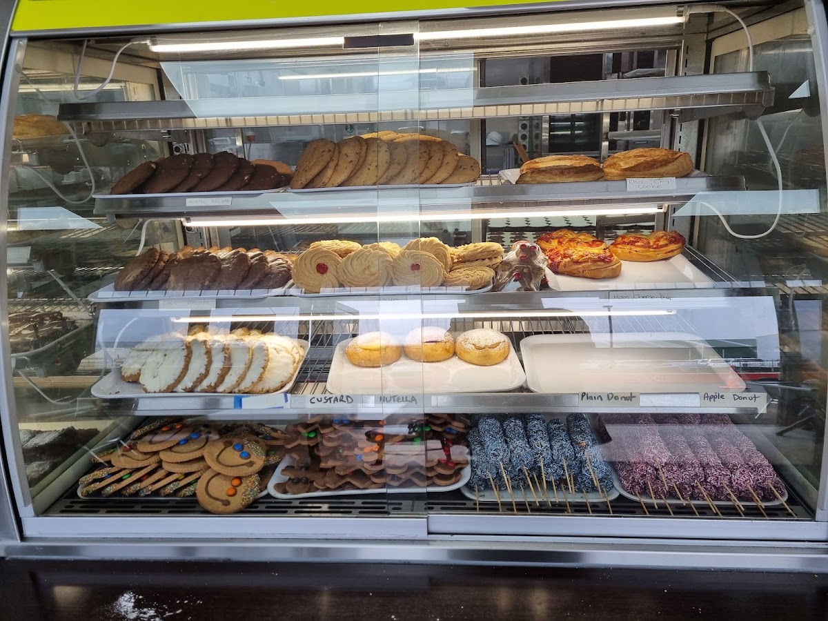 Target bakehouse and Cafe - 3